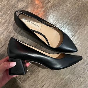 Antonio Melanie Pumps size 6 but run larger-6.5